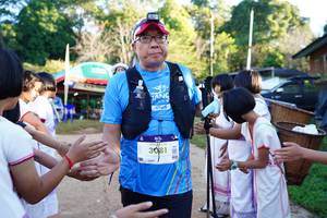 BIB: 3081
                            <button type="button" onclick="openModal(18985484)" class="btn btn-primary btn-sm float-right btn-popup" data-toggle="modal" data-target=".modal-high-quality">
                        <i class="fas fa-shopping-cart"></i> Add to Cart
                    </button>
                                            <button type="button" onclick="isThisMe(18985484, true)" class="btn btn-success btn-sm float-right btn-popup btn-isme hidden" data-toggle="tooltip" data-placement="bottom" title="นี่คือรูปของคุณใช่ไหม คลิกที่นี่เพื่อเอาเข้าอัลบั้ม">
                        <i class="fas fa-plus"></i> Add to album
                    </button>
                    <button type="button" onclick="isThisMe(18985484, false)" class="btn btn-warning btn-sm float-right btn-popup btn-isnotme hidden">
                        <i class="fas fa-ban"></i> Remove from album
                    </button>